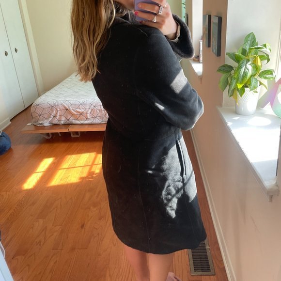 Donna Irene Shearling Button Down Coat Black and Navy - Picture 7 of 12